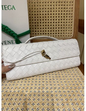 Andiamo Clutch BOTTEGA VENETA