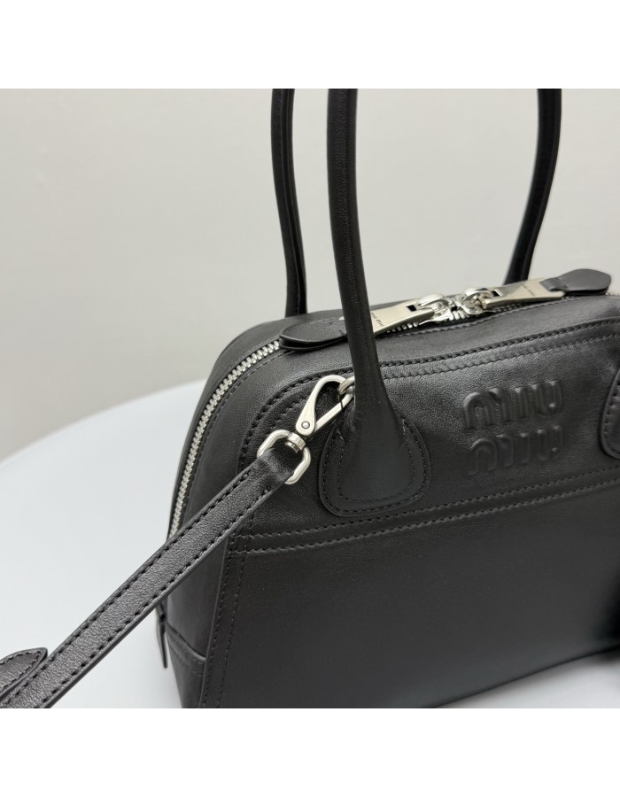 Borsa Vivant in nappa MIUMIU
