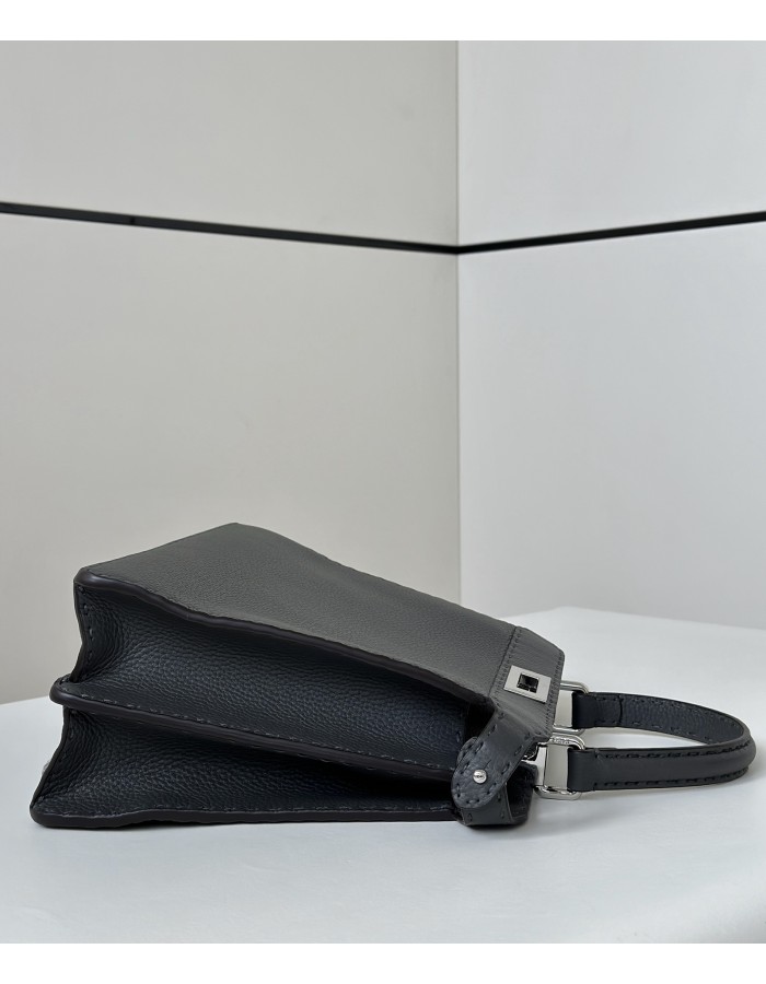 PEEKABOO MEDIUM FENDI