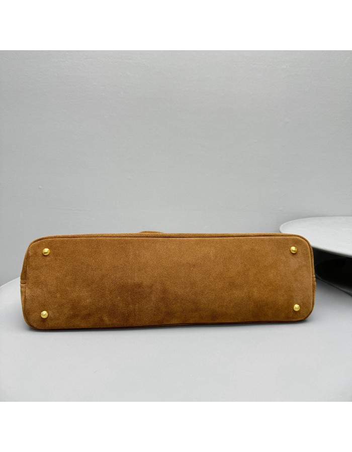 Borsa Aventure in pelle scamosciata MIUMIU