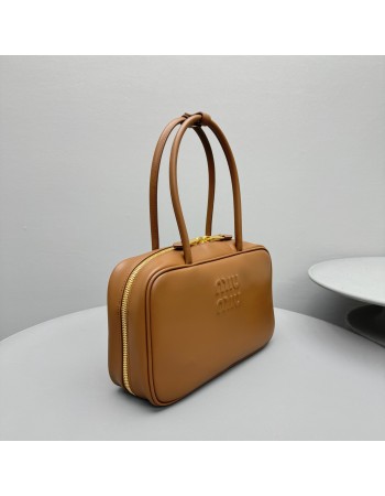 Borsa Beau in pelle MIUMIU
