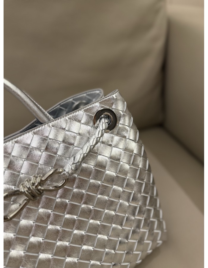 Andiamo BOTTEGA VENETA