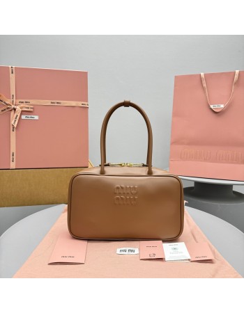 Borsa Beau in pelle MIUMIU