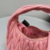 Borsa Wander in nappa matelassé MIUMIU