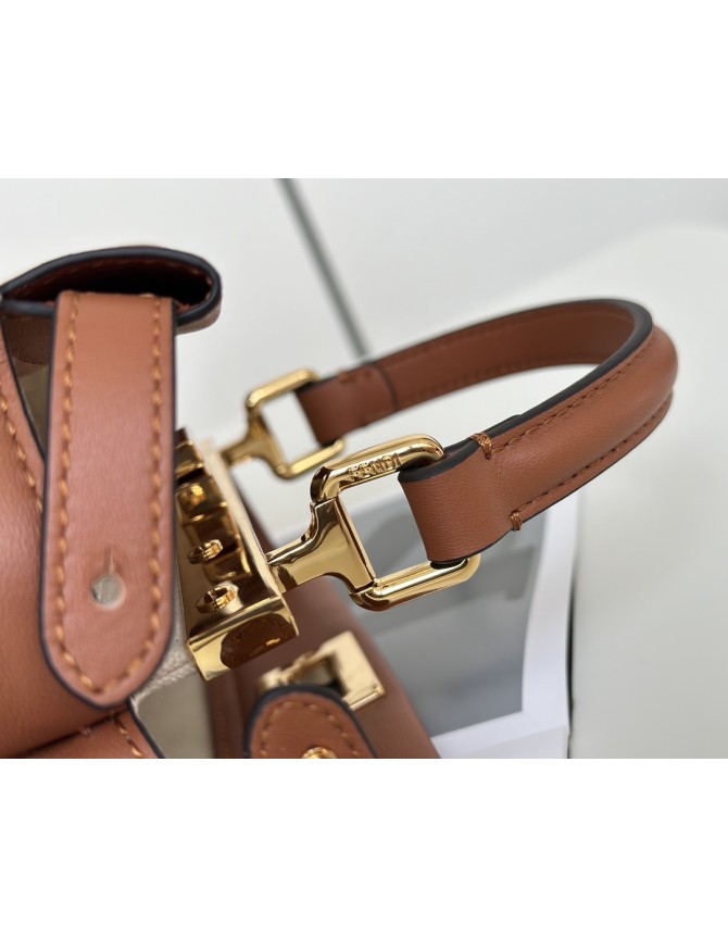 Peekaboo Mini FENDI
