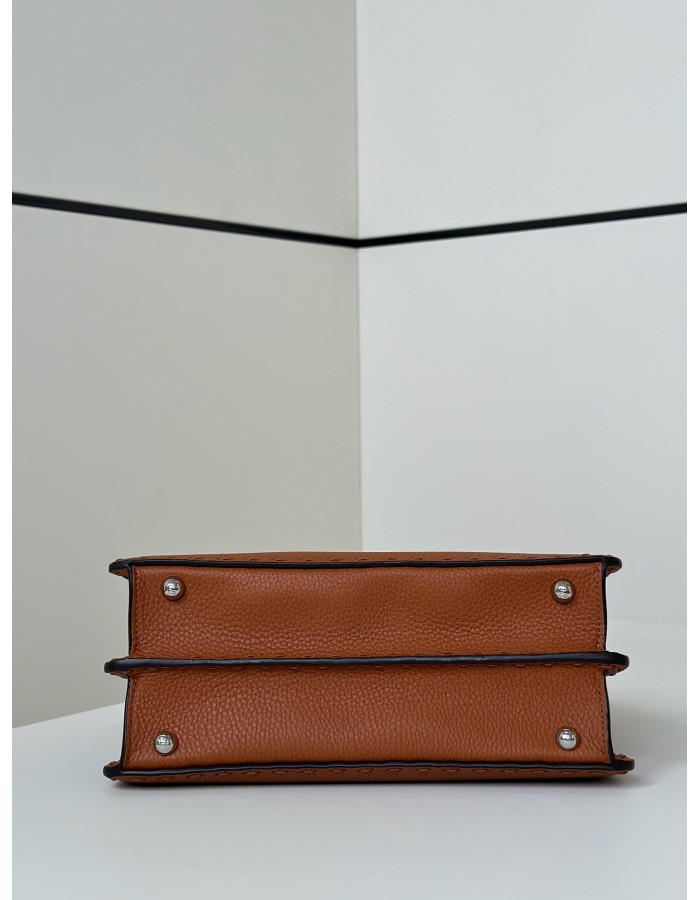 Peekaboo ISeeU Small FENDI