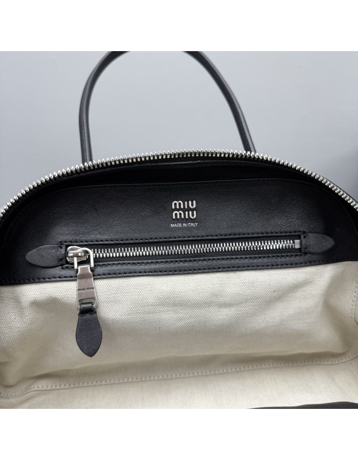 Borsa Vivant in nappa MIUMIU