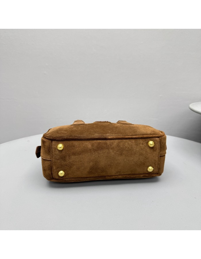 Borsa Arcadie in pelle scamosciata con imbottitura MIUMIU
