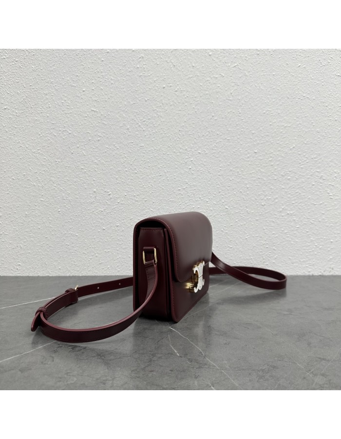 BORSA TEEN TRIOMPHE CON CHIUSURA SMALTATA CELINE