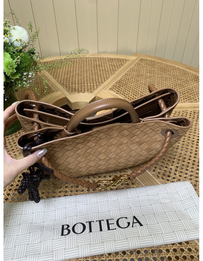 Andiamo BOTTEGA VENETA