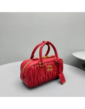 Borsa Arcadie in nappa matelassé MIUMIU