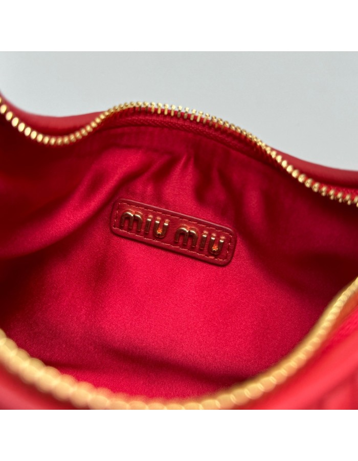Borsa Wander in nappa matelassé MIUMIU