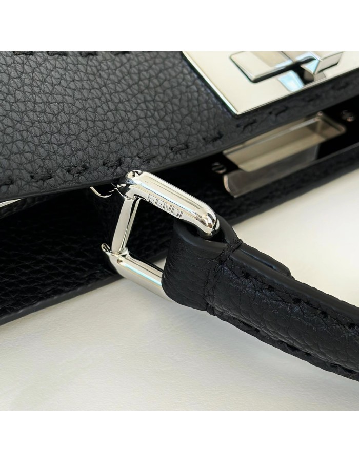 PEEKABOO MEDIUM FENDI