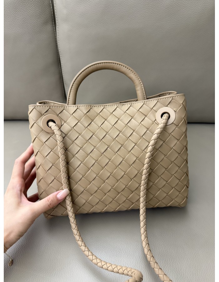 Andiamo piccola BOTTEGA VENETA