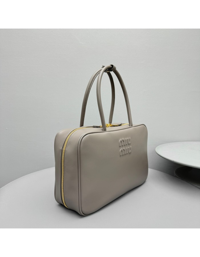Borsa Beau in pelle MIUMIU