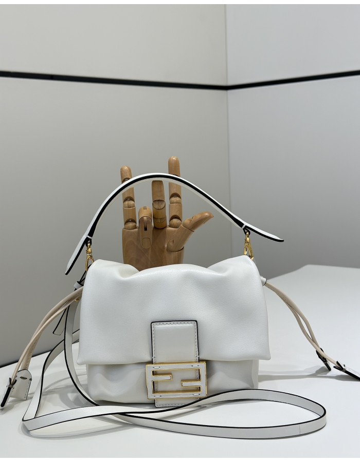 Mamma Baguette Small FENDI