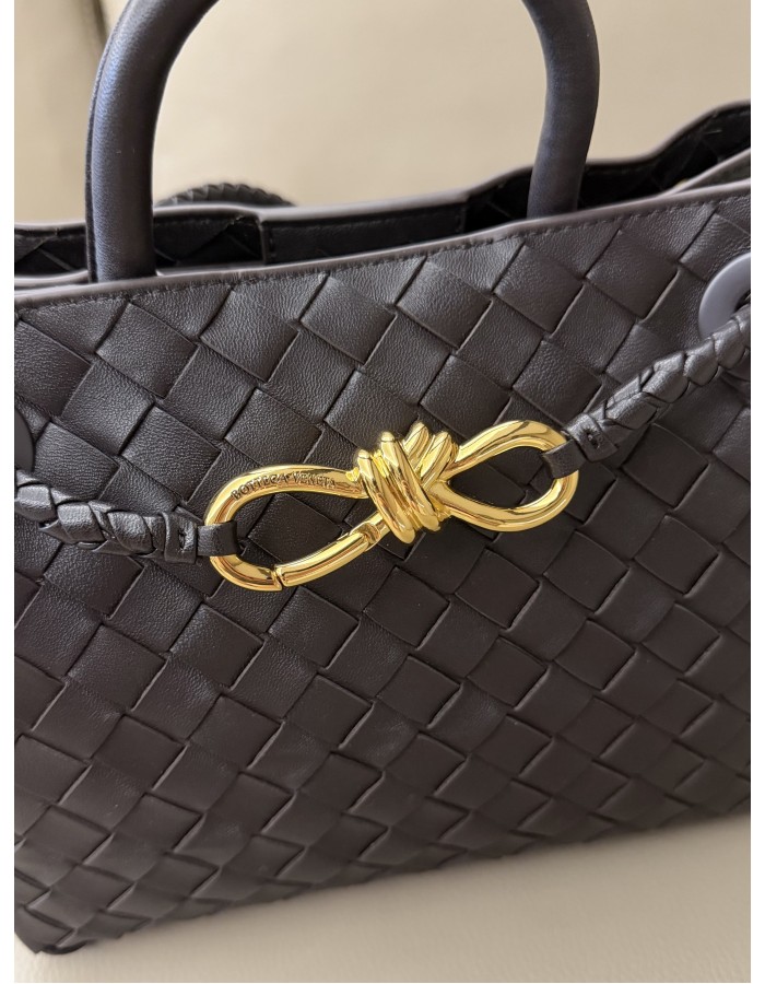 Andiamo piccola BOTTEGA VENETA