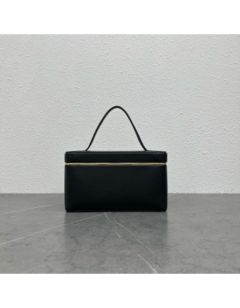 RECTANGLE IN MORBIDA PELLE DI VITELLO CELINE
