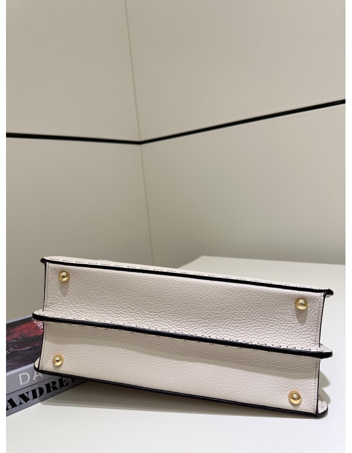 PEEKABOO MEDIUM FENDI