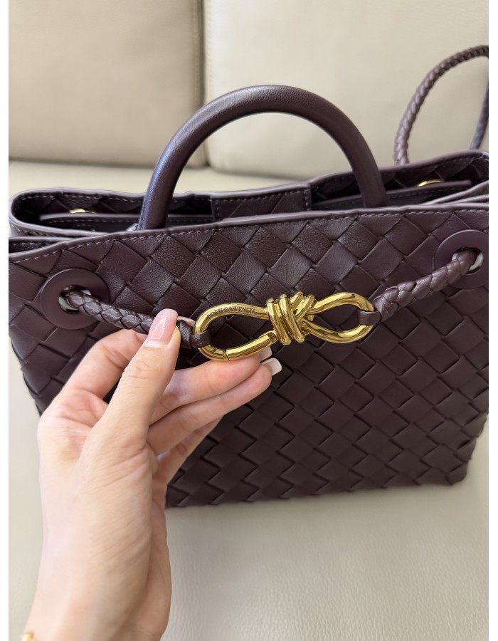 Andiamo piccola BOTTEGA VENETA