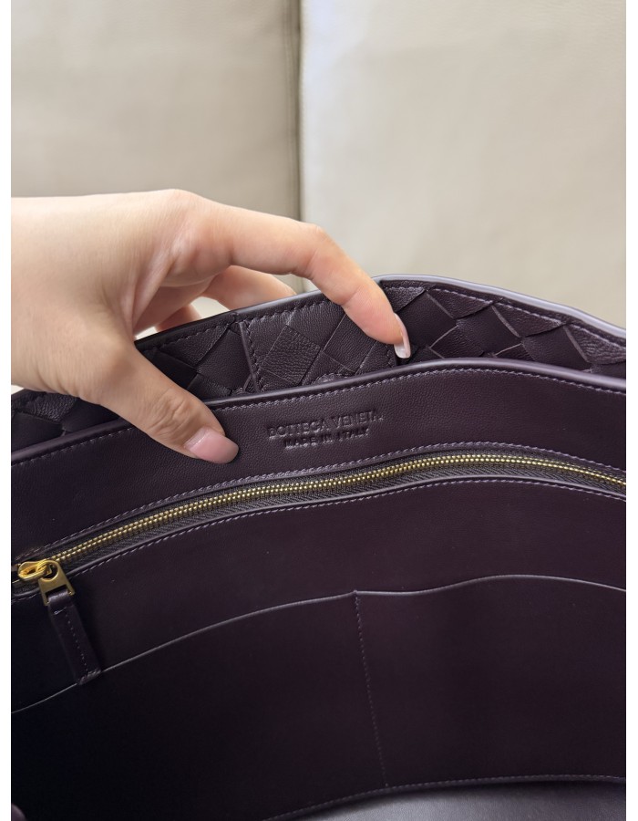 Andiamo BOTTEGA VENETA