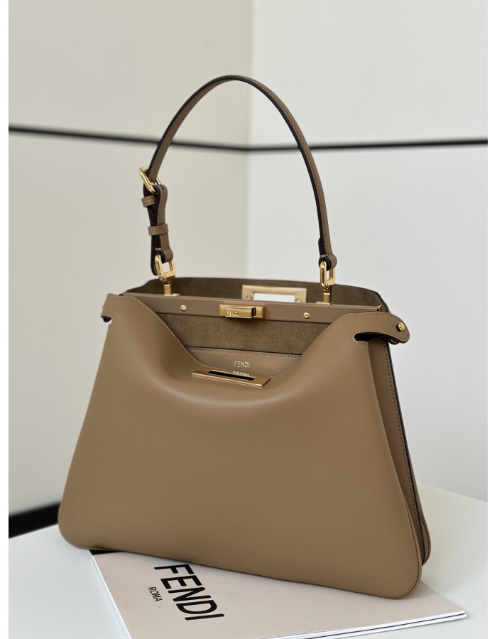 PEEKABOO SOFT MEDIUM FENDI