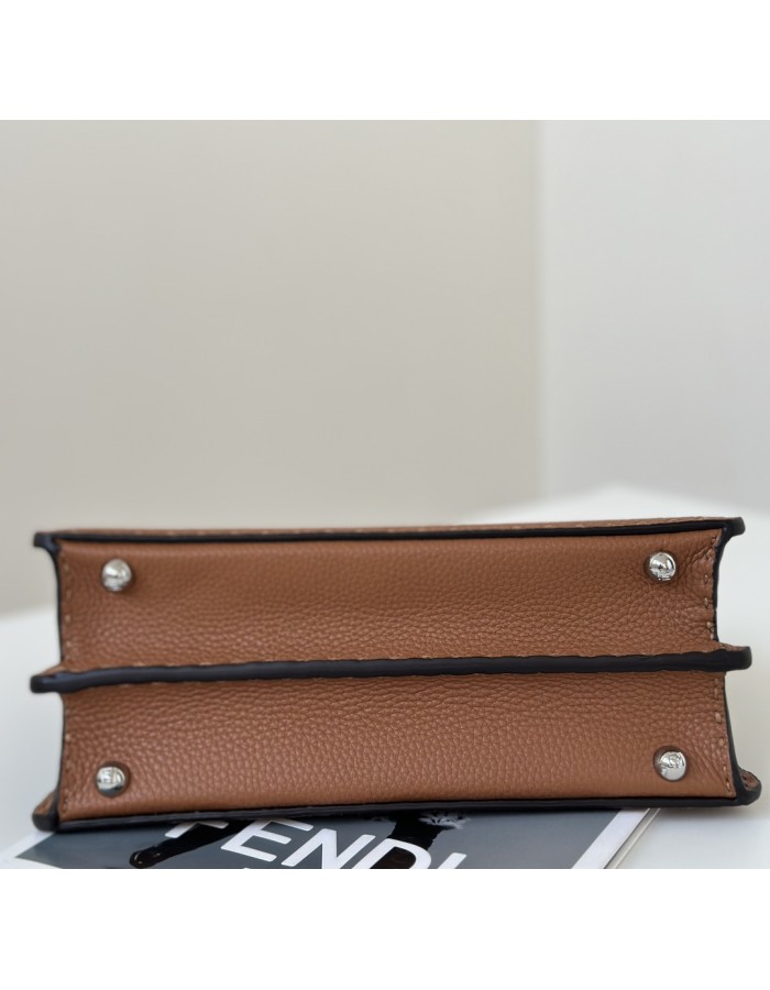 Peekaboo ISeeU Small FENDI