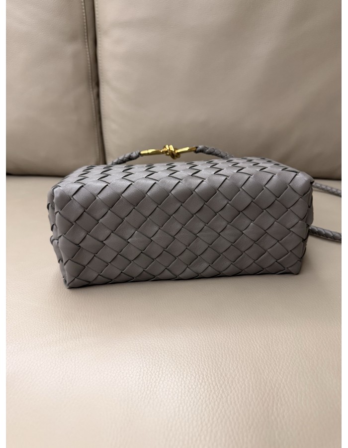 Andiamo piccola BOTTEGA VENETA