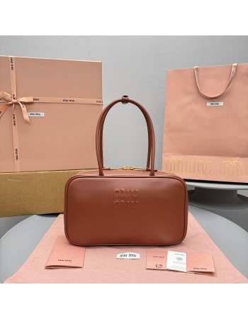 Borsa Beau in pelle MIUMIU