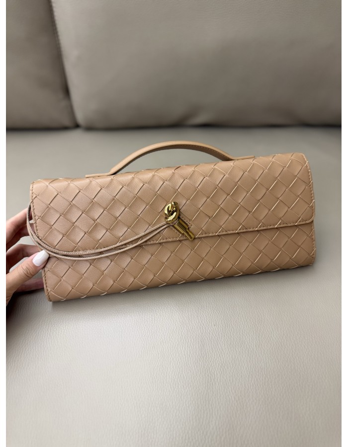 Andiamo Clutch BOTTEGA VENETA