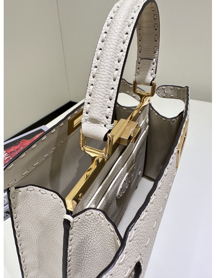 PEEKABOO MEDIUM FENDI