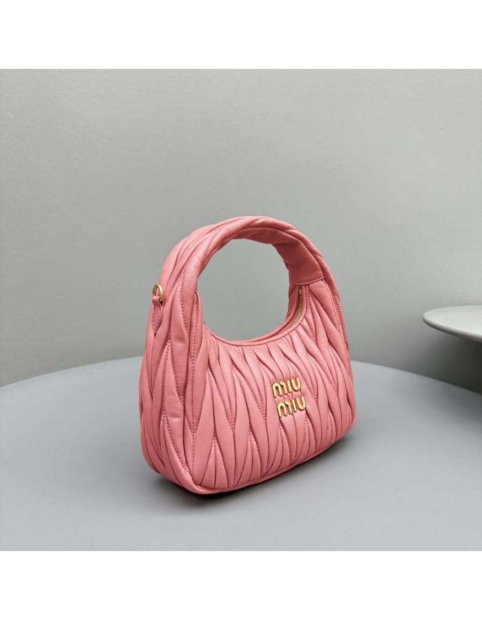 Borsa Wander in nappa matelassé MIUMIU