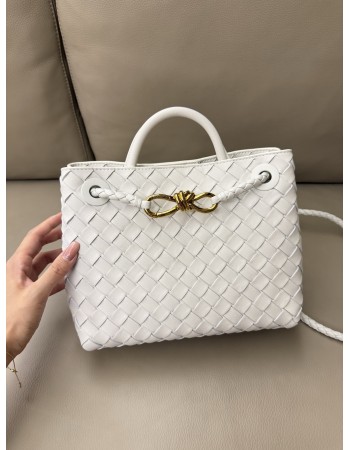 Andiamo piccola BOTTEGA VENETA