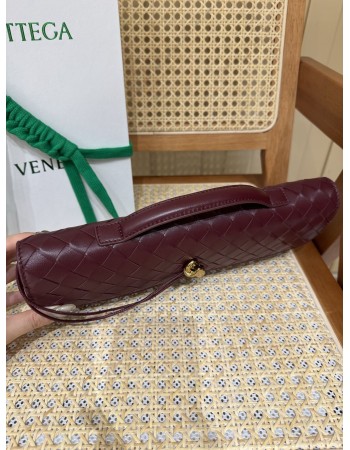 Andiamo Clutch BOTTEGA VENETA