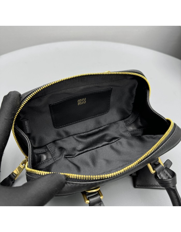 Mini borsa Arcadie in nappa matelassé MIUMIU