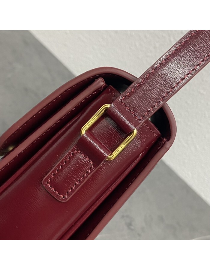 Borsa Teen Triomphe in pelle di vitello lucida CELINE