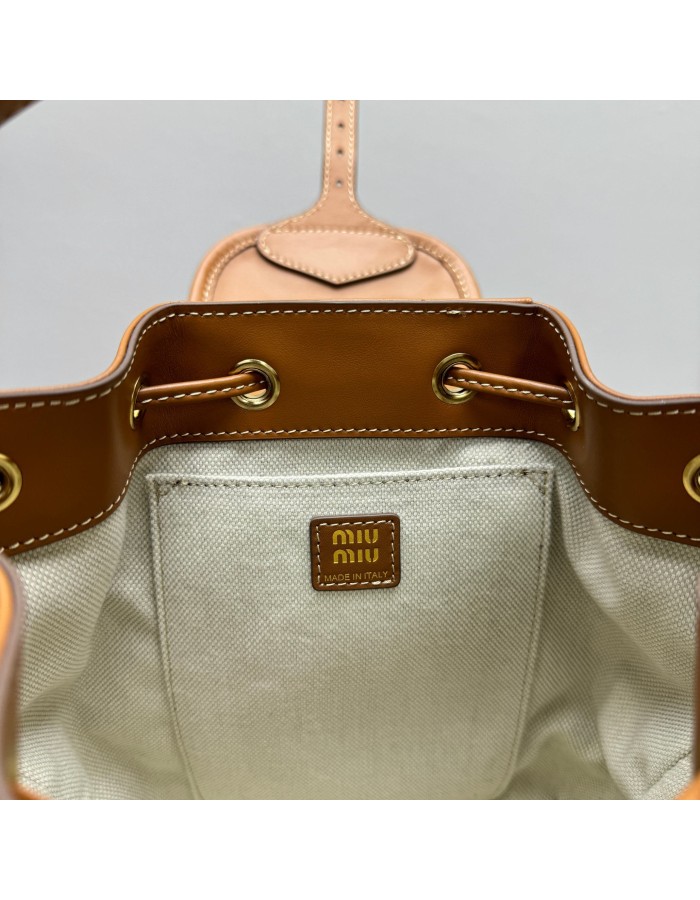 Zaino in pelle MIUMIU