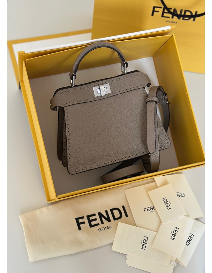 Peekaboo ISeeU Petite FENDI