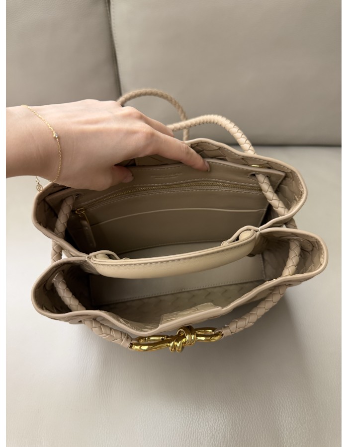Andiamo piccola BOTTEGA VENETA