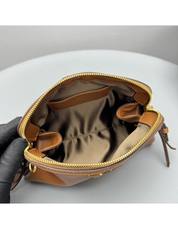 Pochette Caprice in pelle MIUMIU