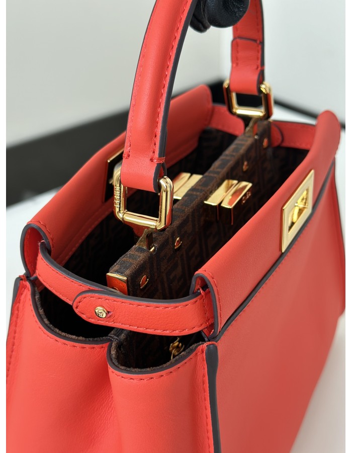 Peekaboo Mini FENDI