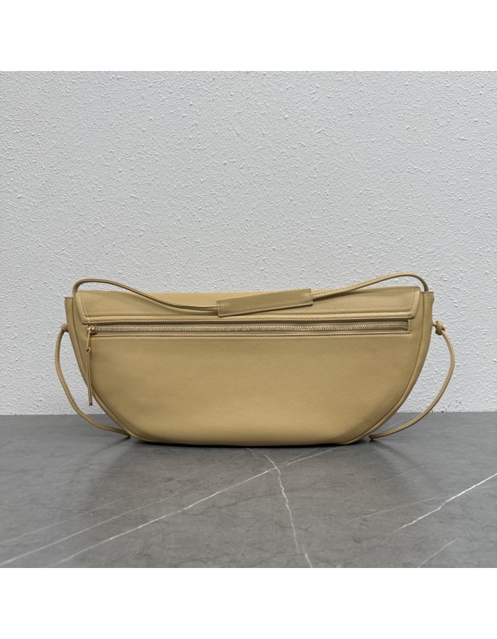 BORSA MORBIDA TRIOMPHE A MEZZALUNA  CELINE
