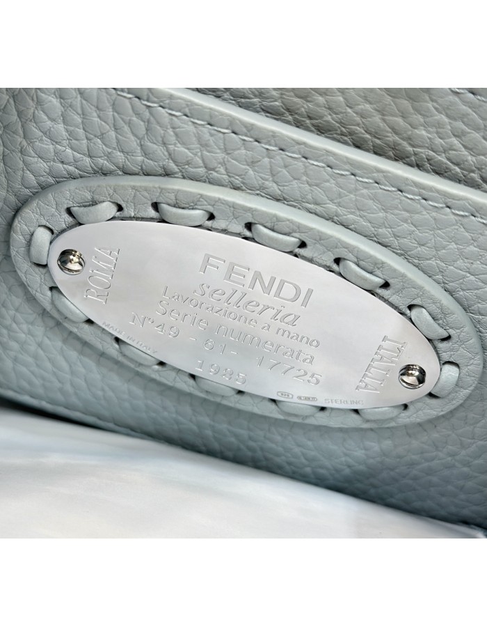 Peekaboo ISeeU Petite FENDI