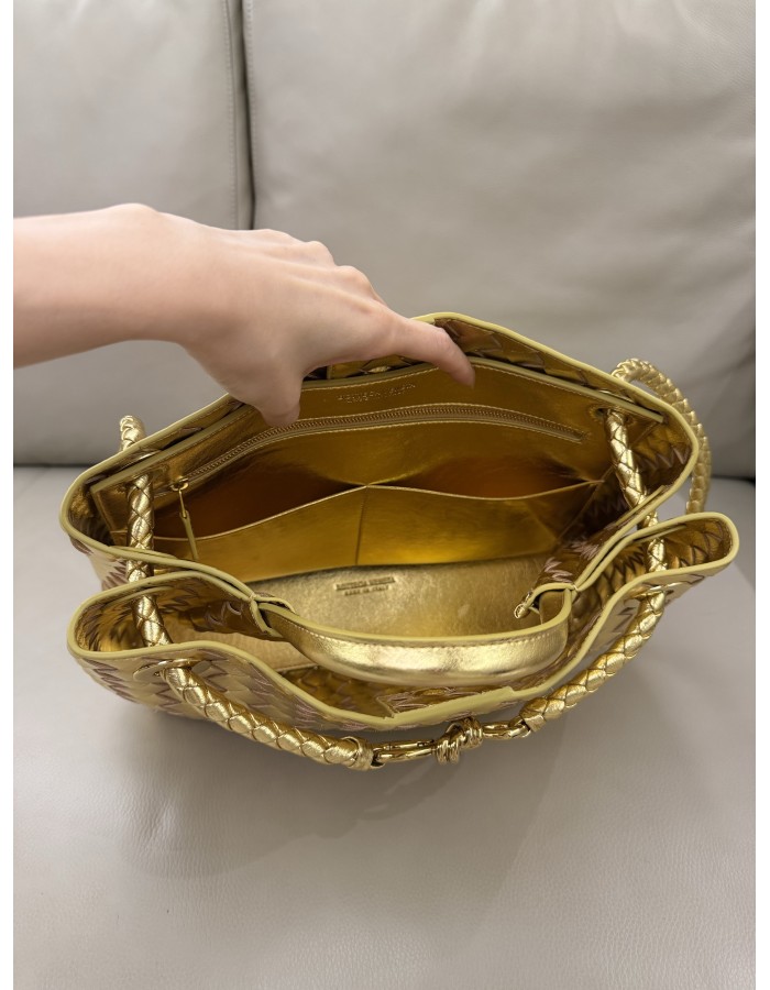 Andiamo BOTTEGA VENETA