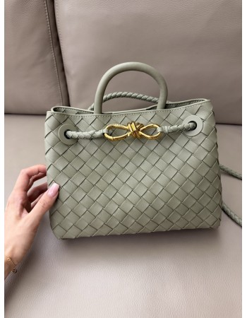 Andiamo piccola BOTTEGA VENETA