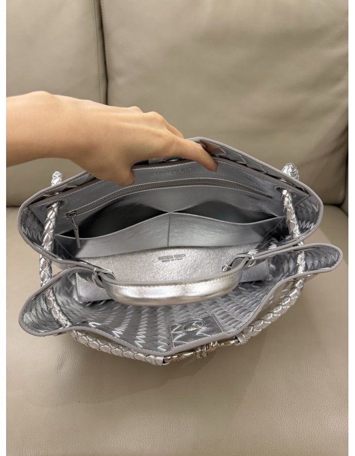 Andiamo BOTTEGA VENETA