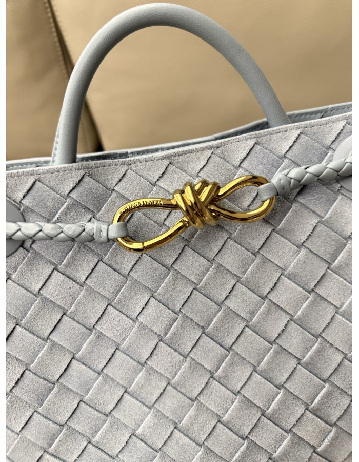 Andiamo piccola BOTTEGA VENETA