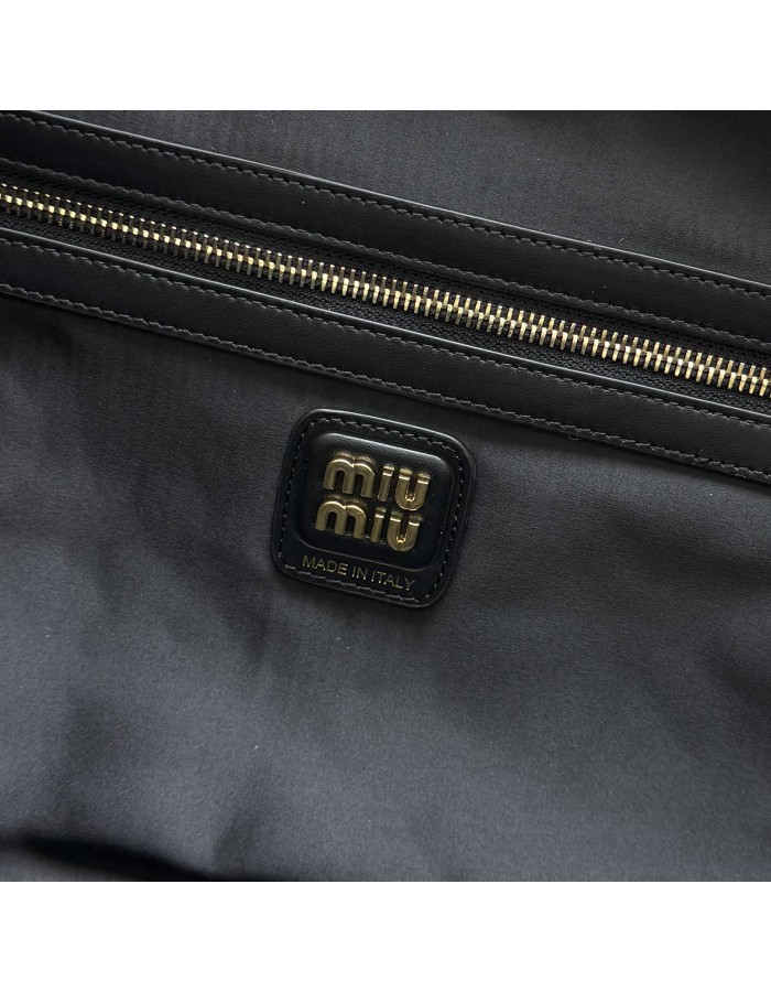 Borsa Beau in pelle MIUMIU