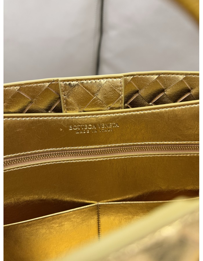 Andiamo BOTTEGA VENETA