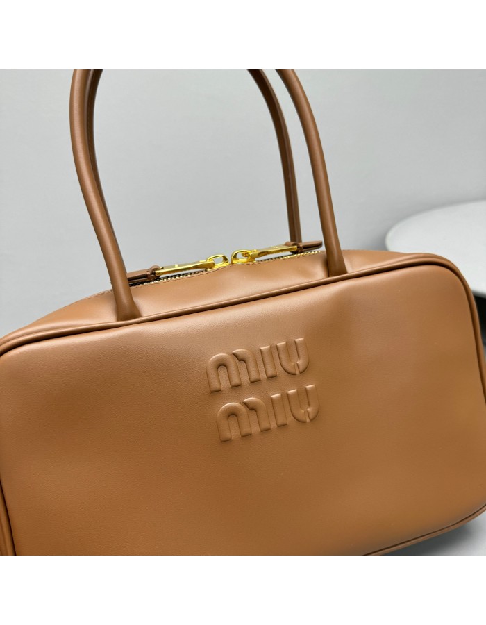 Borsa Beau in pelle MIUMIU